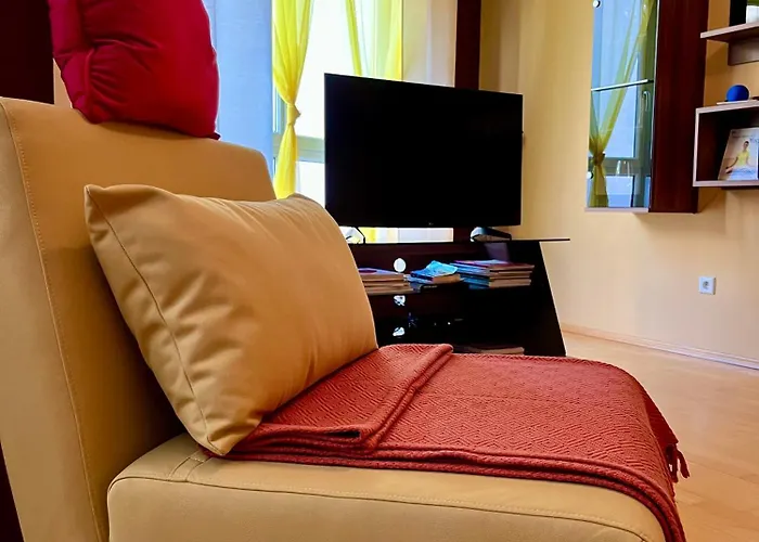 Luxurious City Apartment Incl Garage And Terrace