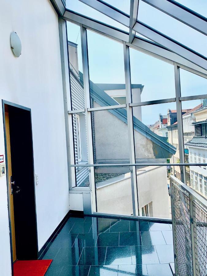 Apartment Luxurious Incl Garage And Terrace Vienna