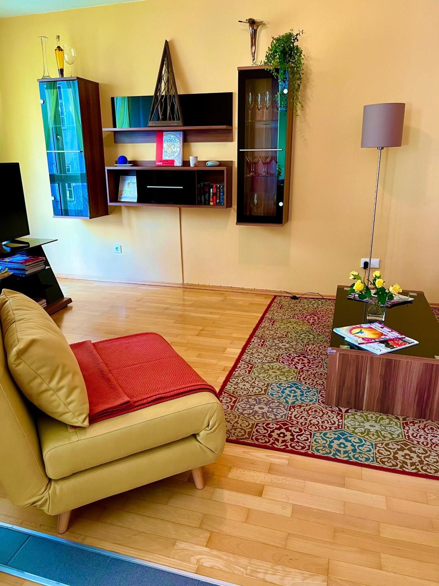 Luxurious Incl Garage And Terrace *